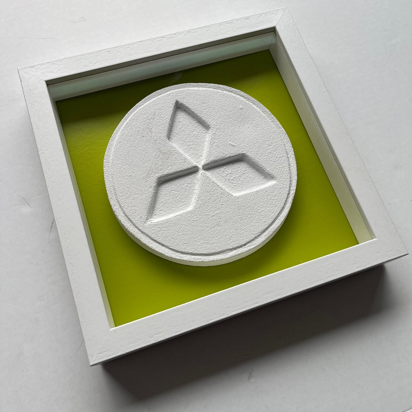 Dean Zeus Colman - Love Is A Drug (Mitsubishi - Lime Green)