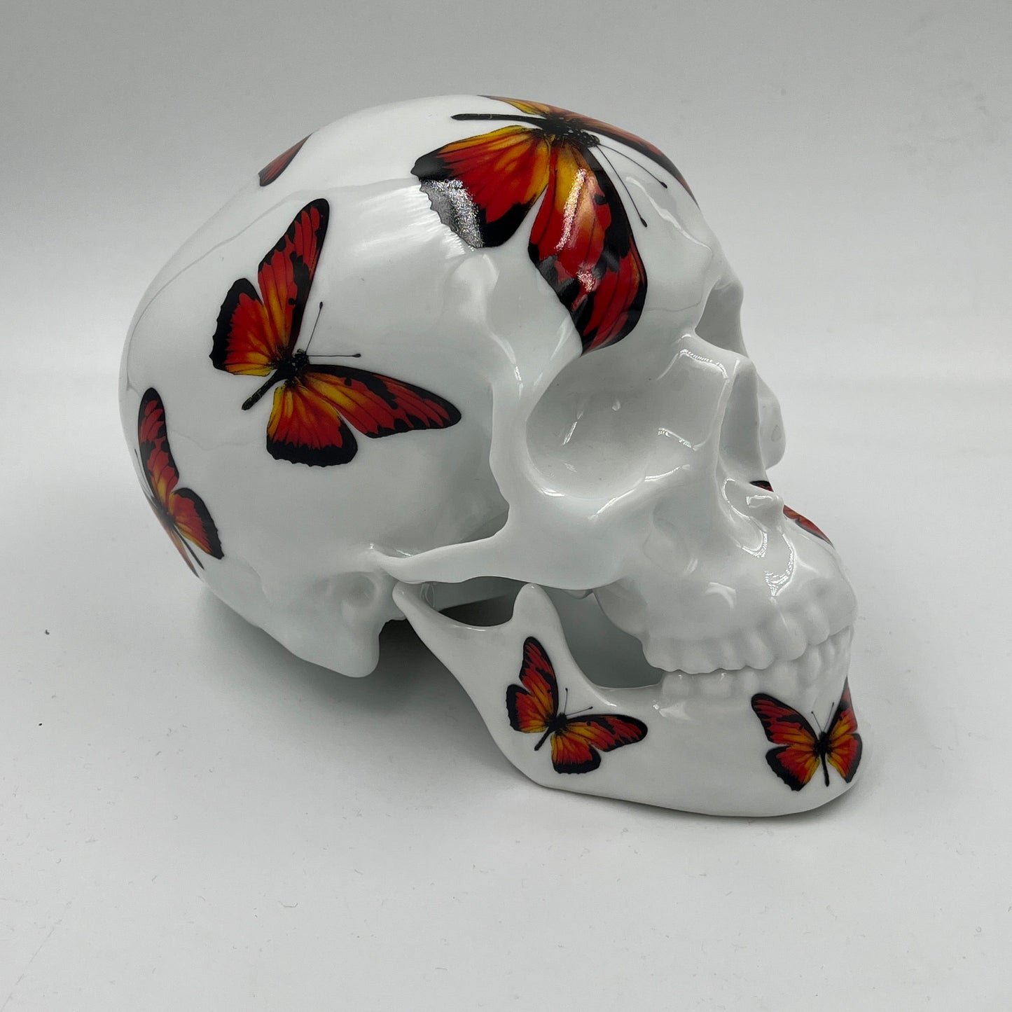 NOON - Skull Red Butterfly (Porcelain)