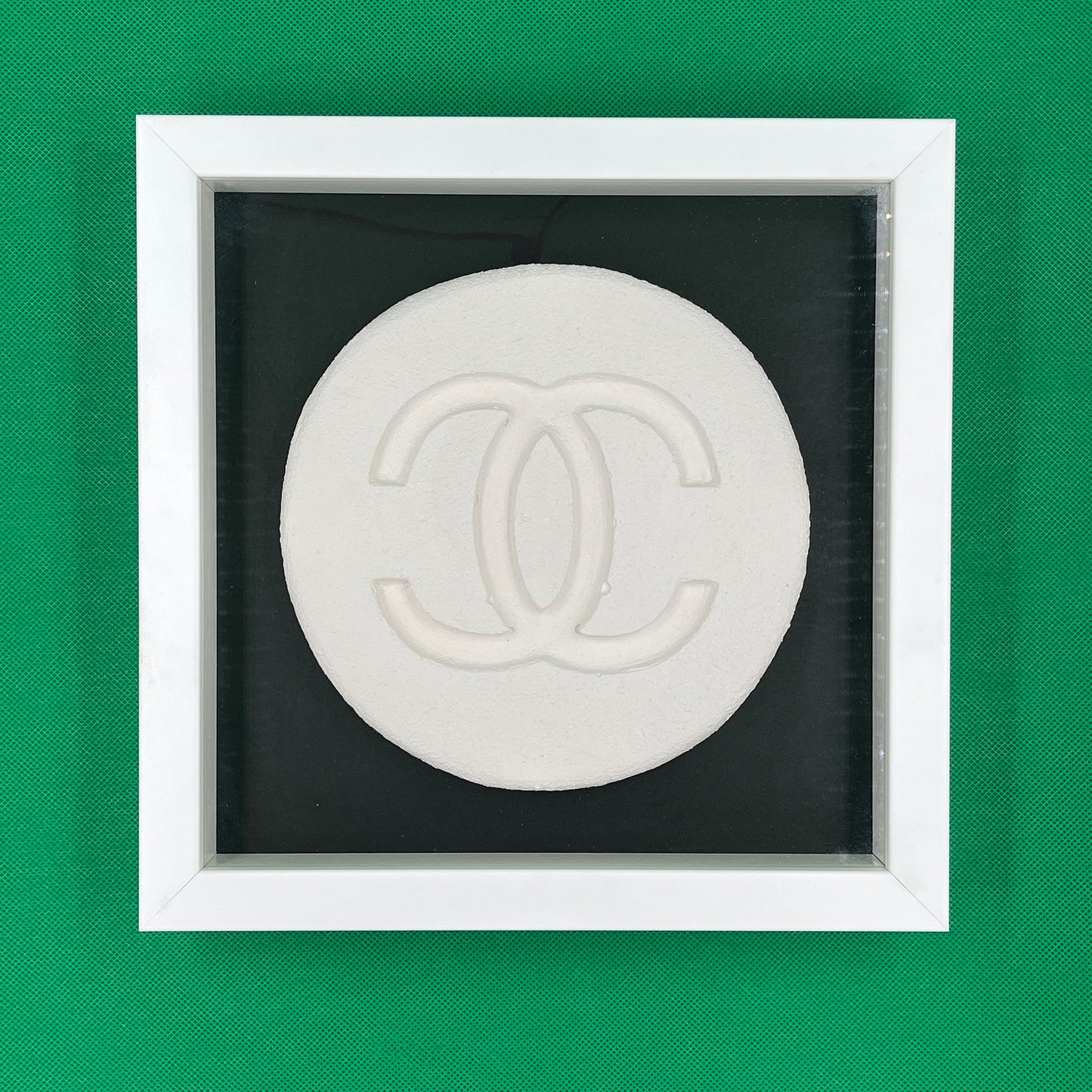 Dean Zeus Colman - Love Is A Drug (Chanel)