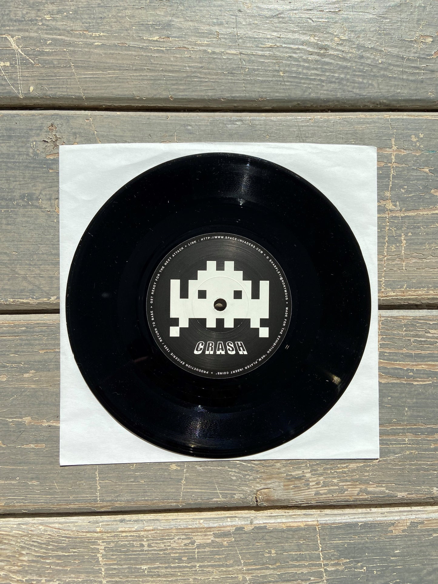 Invader - Crash Alert Stock Hausen & Walkman (7″ Record)