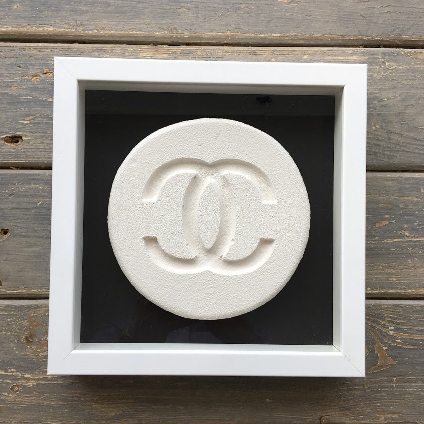 Dean Zeus Colman - Love Is A Drug (Chanel)