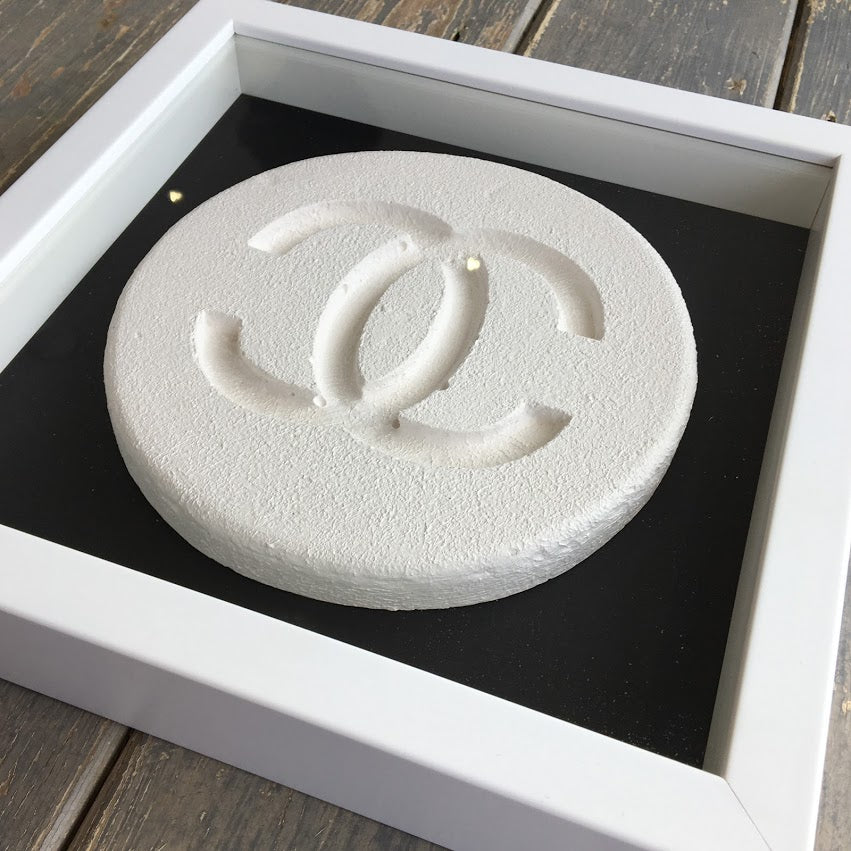 Dean Zeus Colman - Love Is A Drug (Chanel)