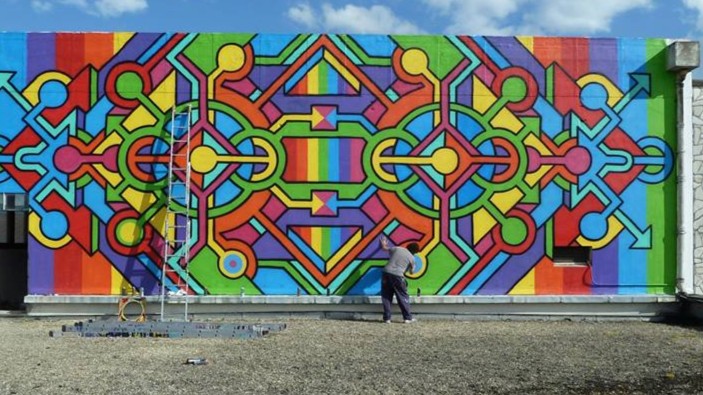 Seize Happywallmaker