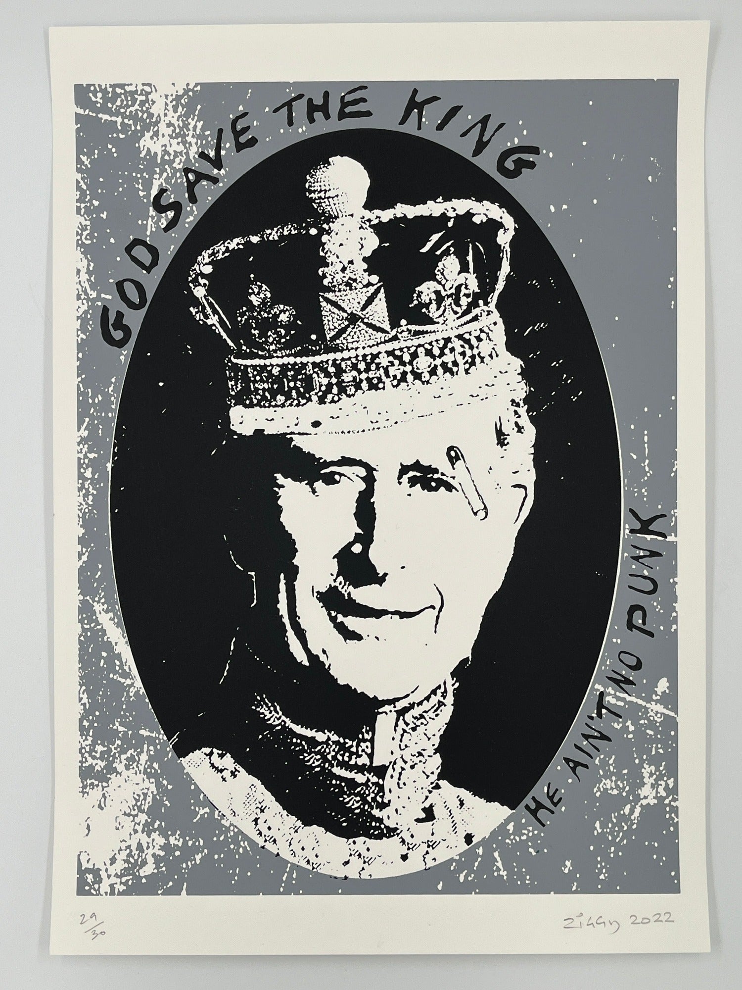 Ziggy - God Save The King Grey