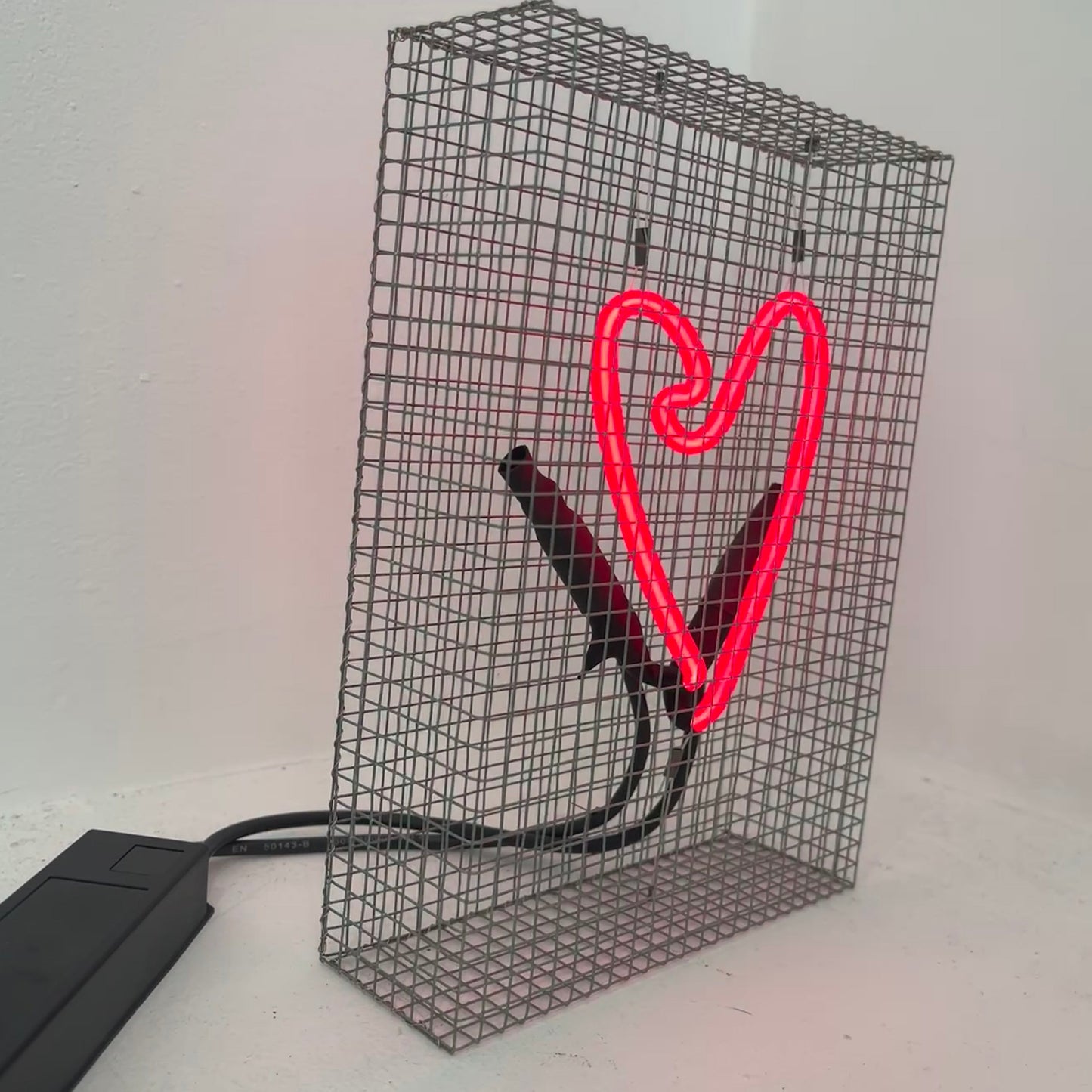 Andy Doig - Trembling Heart (Red)