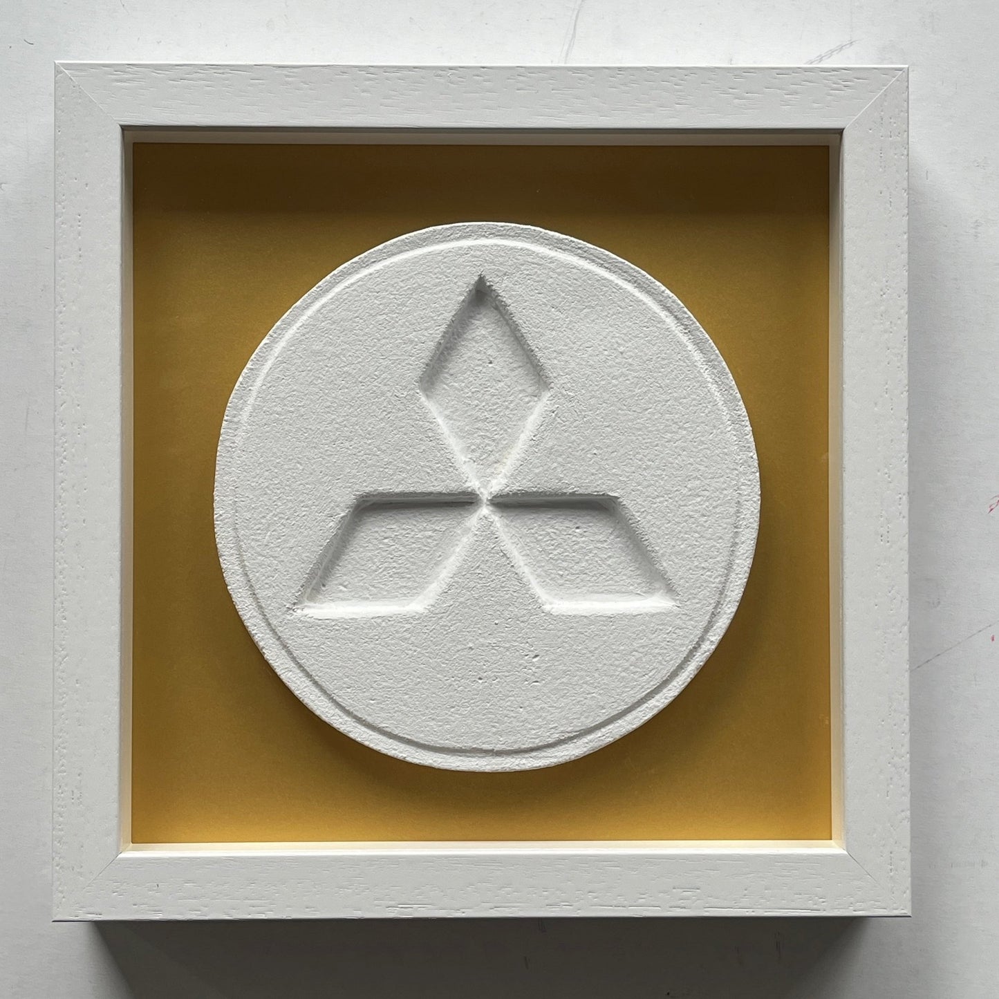 Dean Zeus Colman - Love Is A Drug (Mitsubishi - Gold Background)