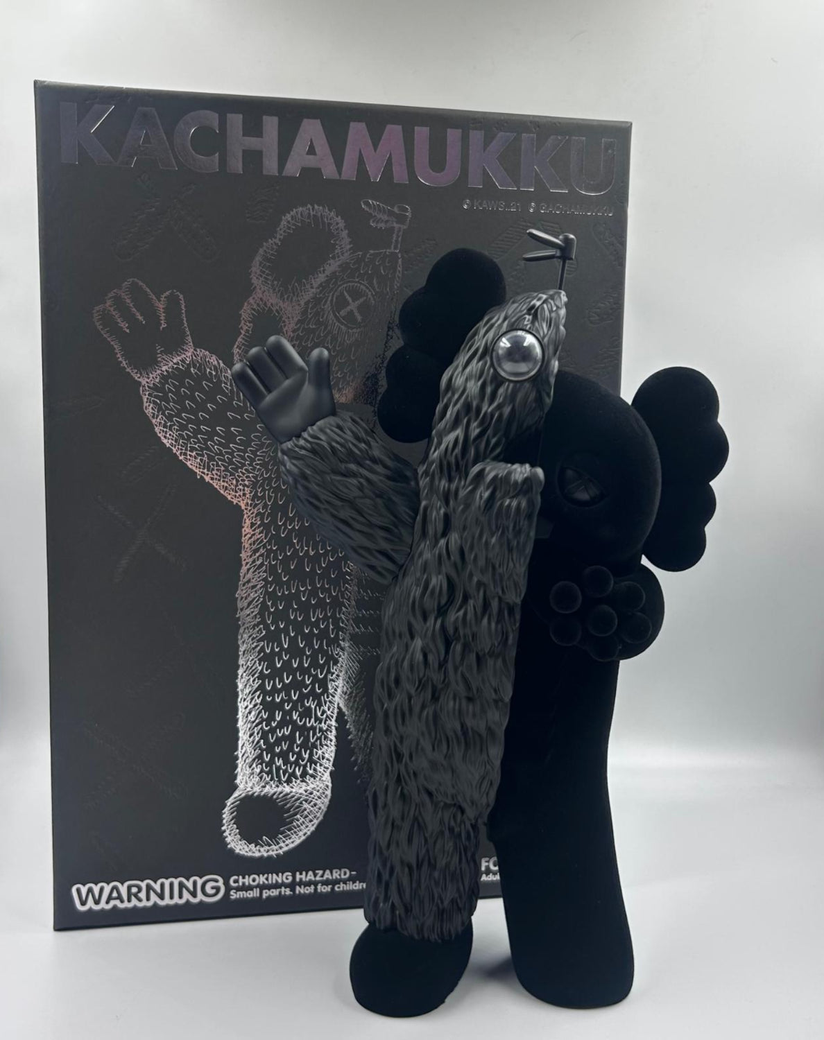 Kaws - Kachamukku (Black on Black)