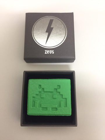 Dean Zeus Colman - Love Is A Drug (Mini Pill - SPACE INVADER)