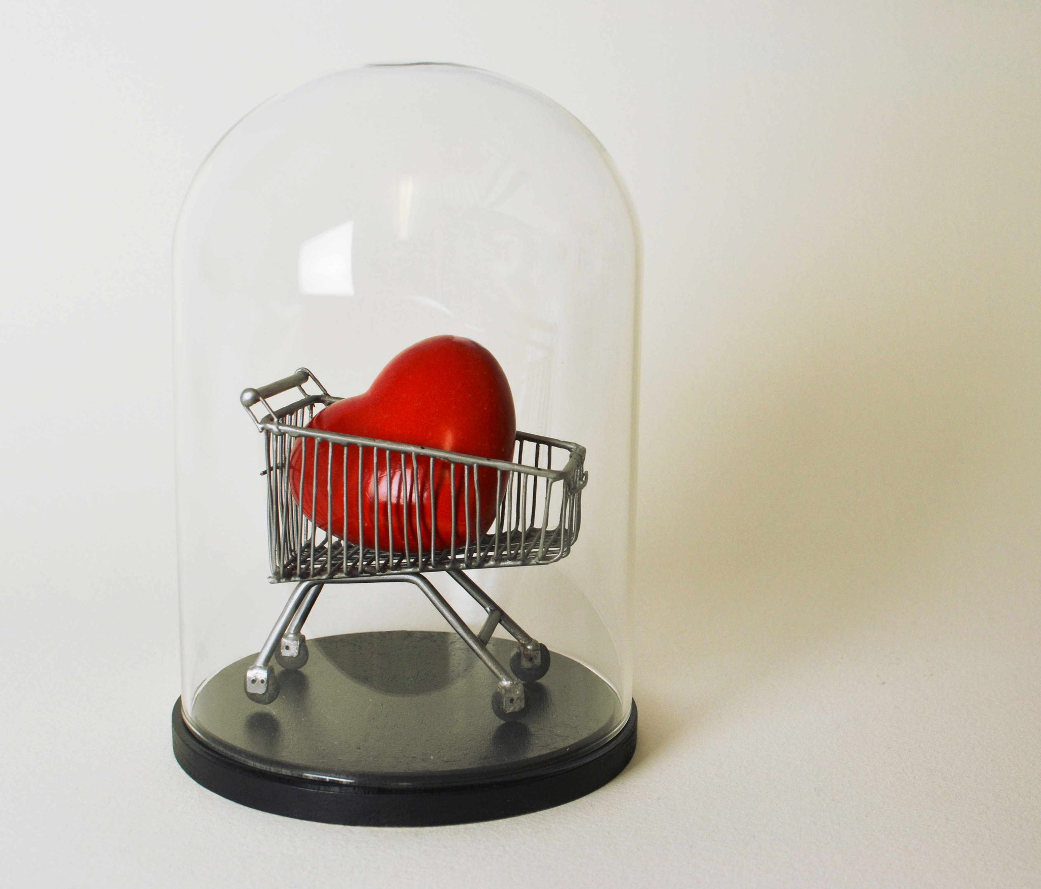 Simon Shepherd -Can't Buy Me Love - Ceramic Heart